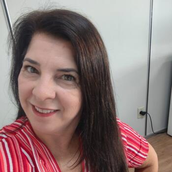 Babysitter in Canoas: ROZELAINE