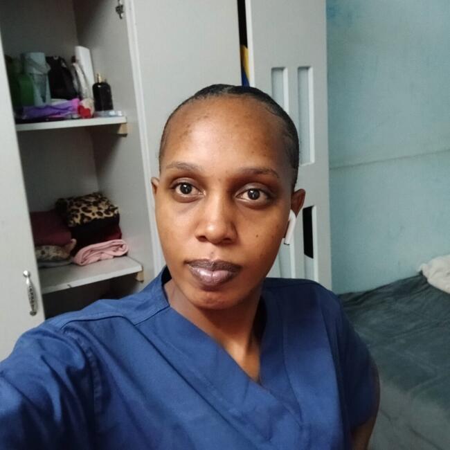 Babysitter in Riyadh: Grace