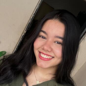 Babysitter in Petrolina: Yasmin
