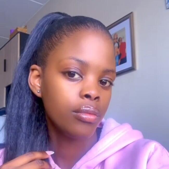 Babysitter in Soweto: Gomolemo kgothatso matsile