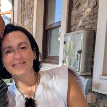 Δουλειά για babysitter στην περιοχή Αθήνα: δουλειά φύλαξης παιδιών Lena