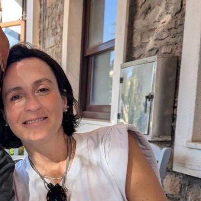 Δουλειά για babysitter στην περιοχή Αθήνα: Lena