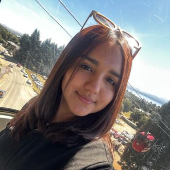 Babysitter in Villa Alegre: Gabriela
