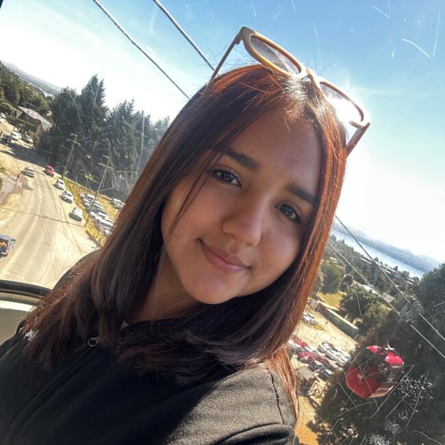Babysitter in Villa Alegre: Gabriela
