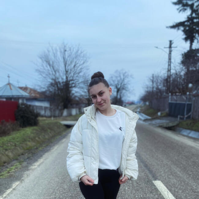 Babysitter in Iași: ALEXANDRA ELENA