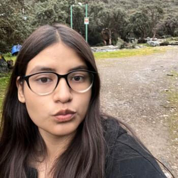 Babysitter in Machala: Paulette