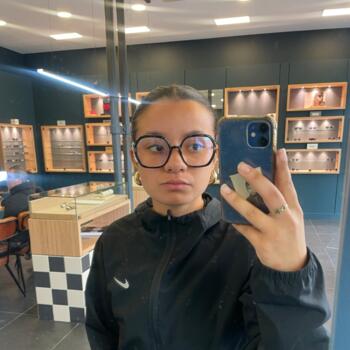 Babysitter in Toulon: Nesrine