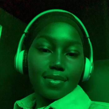 Babysitter in Thika: Angela