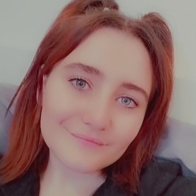 Babysitter in Toulon: Ambre