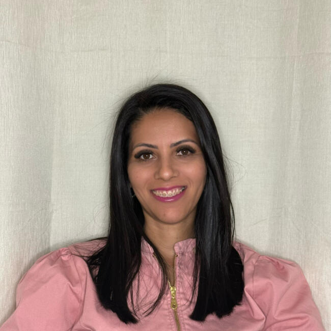 Babysitter em Setúbal: Nicole