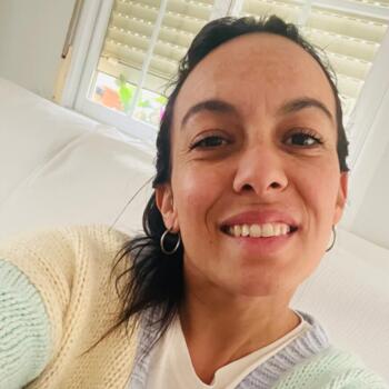 Canguro Sevilla: Romina