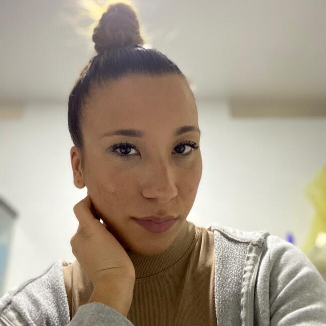 Babysitter in Forest/Vorst: Samia