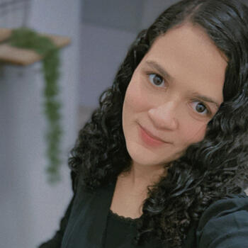 Babá Jaraguá do Sul: Laila