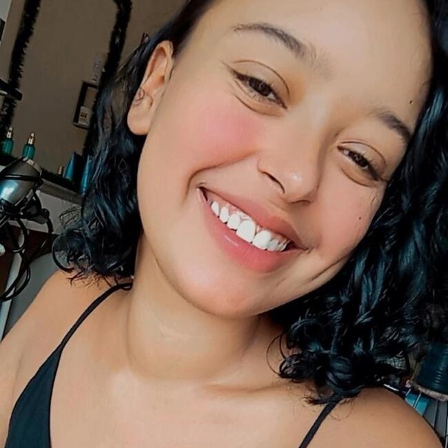 Babá em Cidade Ocidental: Tamiris