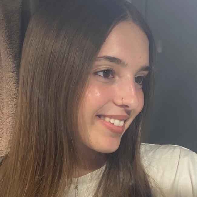 Babysitter in Montpellier: Lola