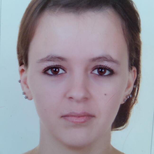 Babysitter in Nice: Kamelia