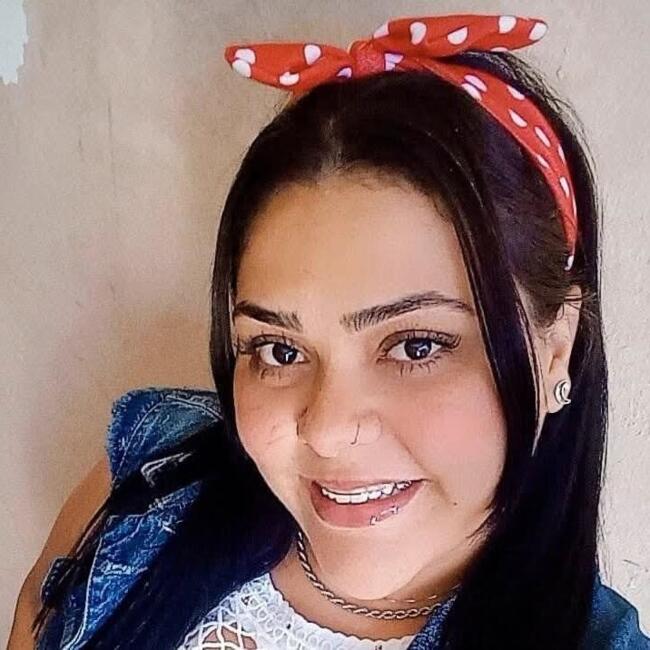 Babysitter in São Carlos: Thayna