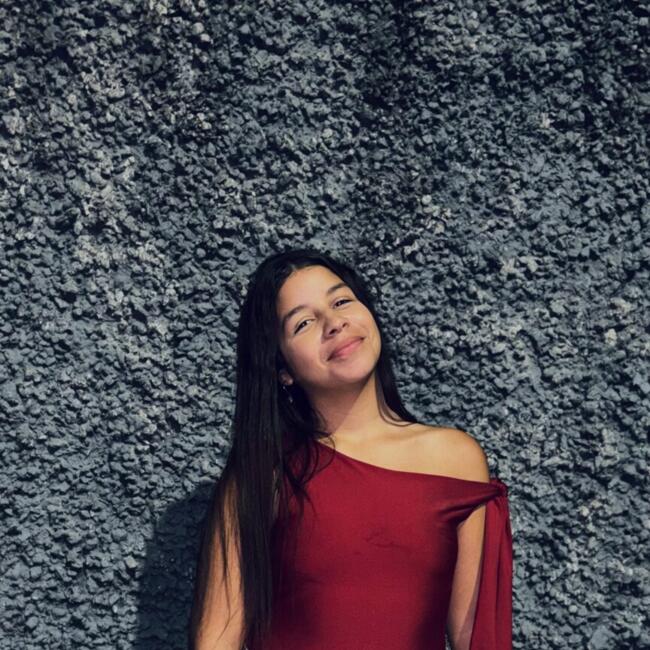 Babysitter in Praia Grande: Nicoly