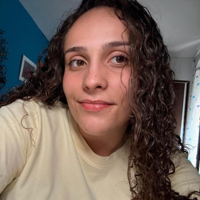 Canguro en Villanueva del Rosario: Ainhoa