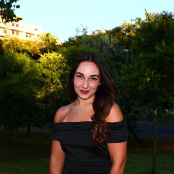 Babysitter Lisbon: Inês