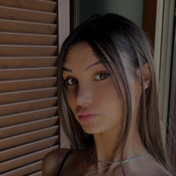 Babysitter in Lugano: Laura