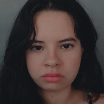 Babysitter in Foz do Iguaçu: Gabrielly Beatriz