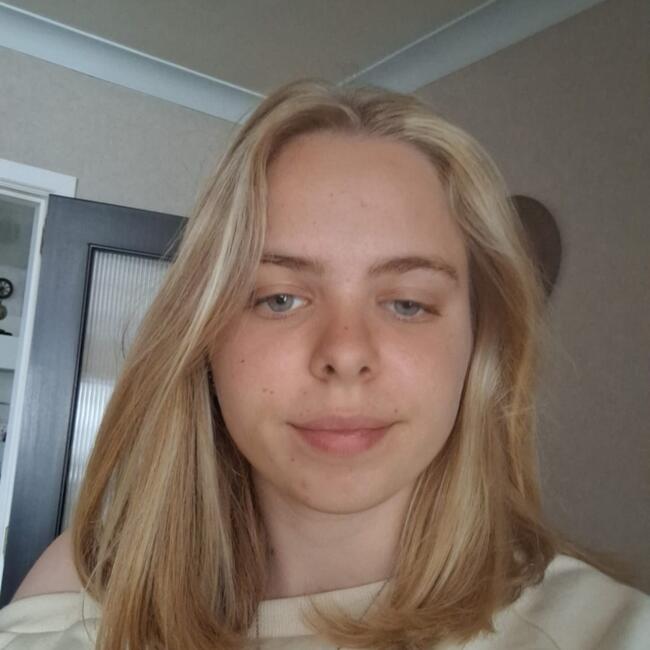 Babysitter in Lede: Laura