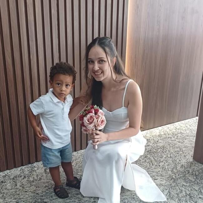 Babysitter in Igarapé: Barbara