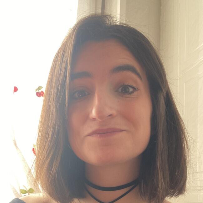 Babysitter in Gijón: Lucia