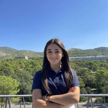 Babysitter in Saint-Estève: Agathe