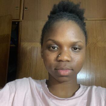 Babysitter in Vitry-sur-Seine: Aminata