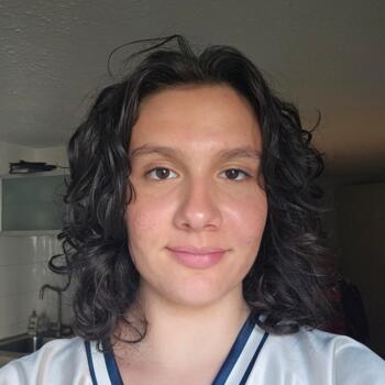 Babysitter in Grenoble: Juliette