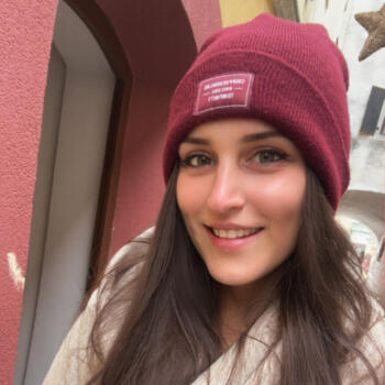 Babysitter in Ljubljana: Klavdija