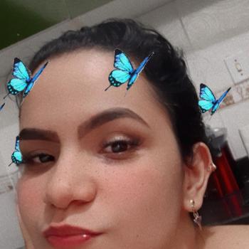 Emprego de babá em Manaus: emprego de babá Rebekah