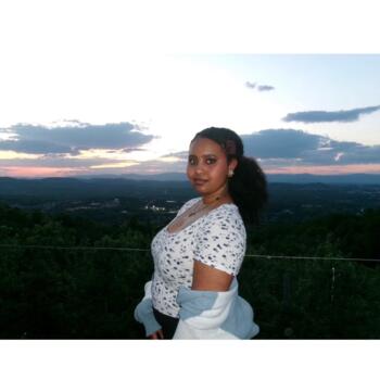 Babysitter Manassas: Amen