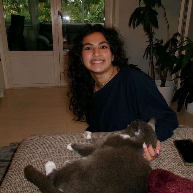 Babysitter in Jodoigne: Ana Sona