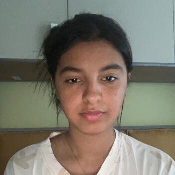 Baby-sitter à Nice: Amira