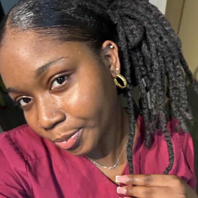 Babysitter in Port of Spain: Shirzell