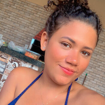 Emprego de babá em Várzea Grande: emprego de babá Karolaine