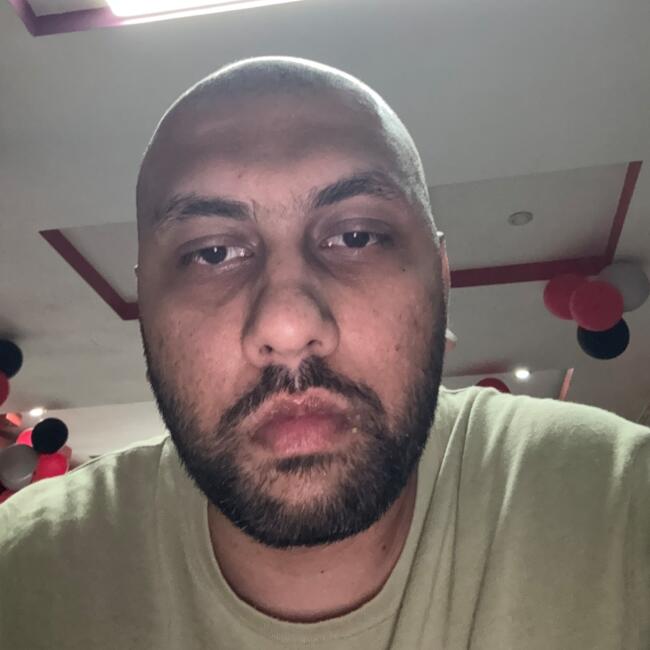 कोलकाता में बेबीसिटिंग की नौकरी: Aamir