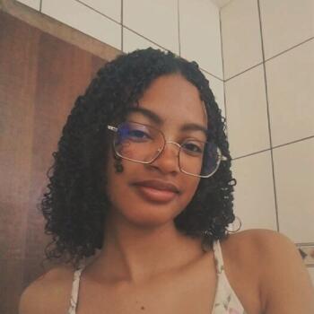 Babysitter in Belo Horizonte: Anna Flavia