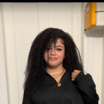 Babysitter in Paris: Oceane