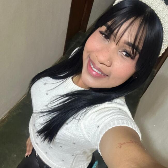 Niñera en Lecherías: Nakary