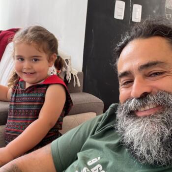 Emprego de babá em Viamão: emprego de babá Elvis