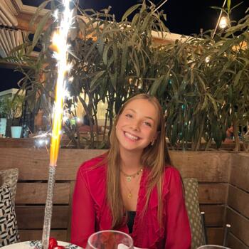 Babysitter in Segré: Camille