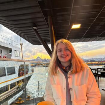 İstanbul bölgesinde bebek bakıcısı: Marie