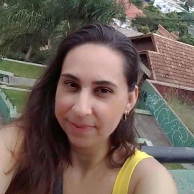 Babysitter in Guaíba: Priscila