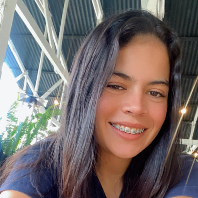 Babysitter in Cartago: Camila