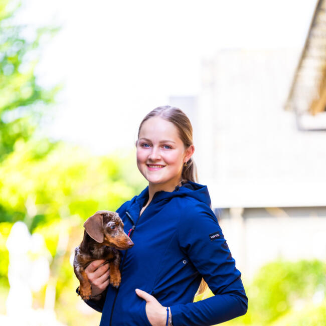 Babysitter in Gemonde: Micky