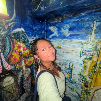 Babysitter in Paris: Fionah